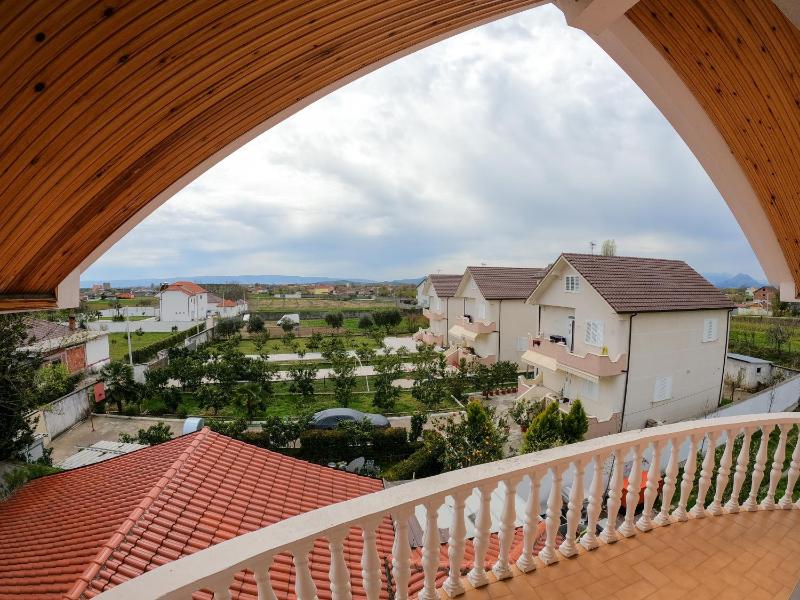 Double Room with Mountain View image 2