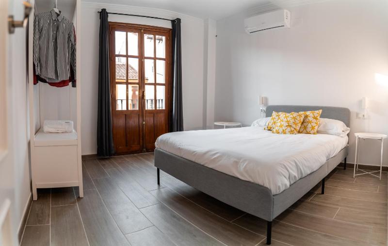 Avanel Boutique Apartments - image 13
