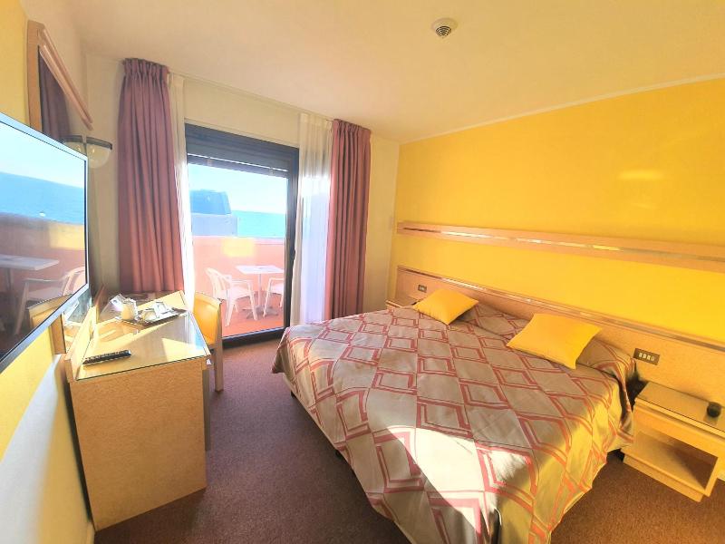 Hotel Antares - image 20