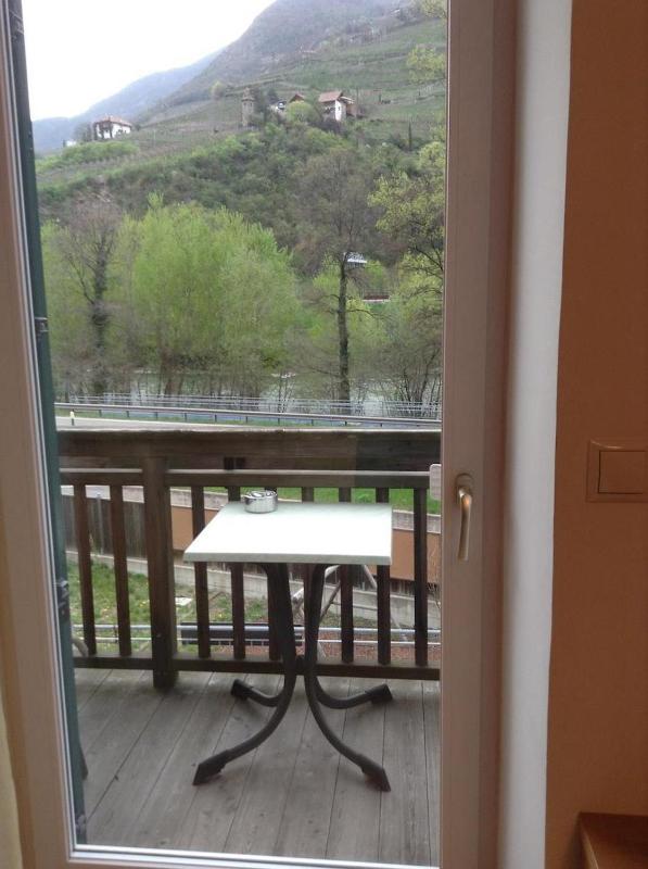 Double Room with Balcony image 2