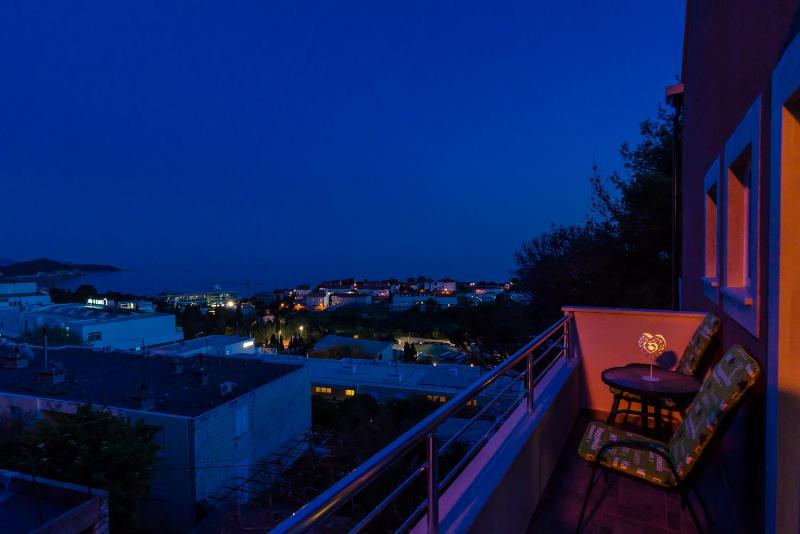 Standard Double Room with Balcony and Sea View image 3