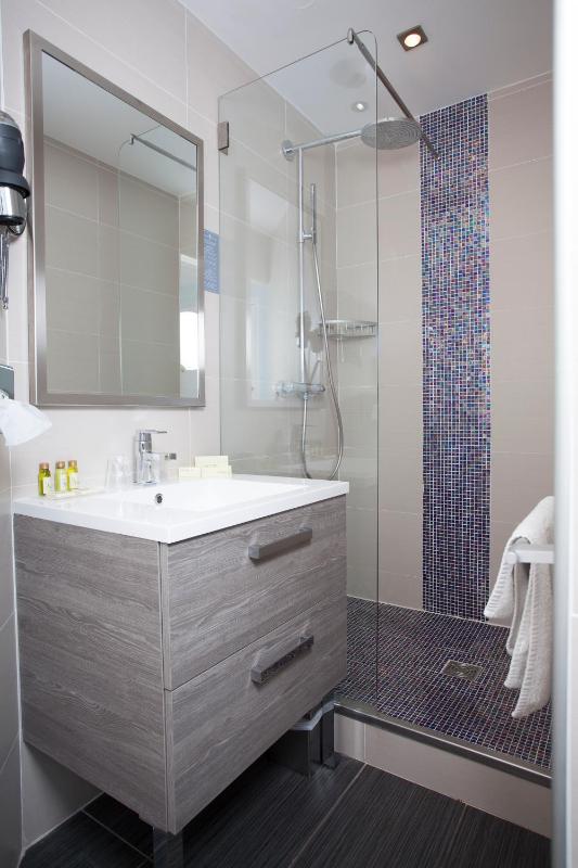 Superior Double Room with Seaview - Second Floor image 1