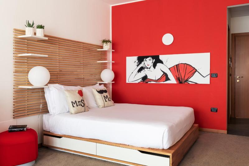 Superior Double Room image 4
