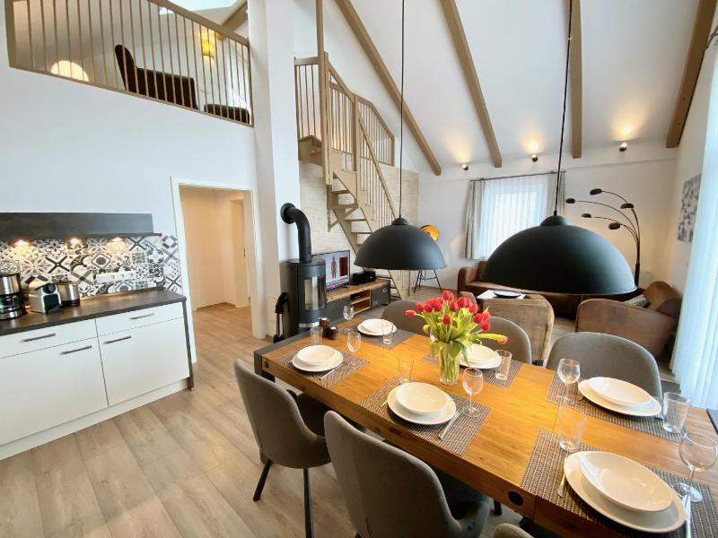 Holiday Home Superior with Three Bedrooms image 3
