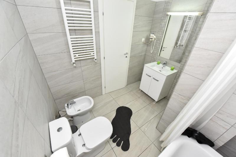 Apartment with Terrace image 4