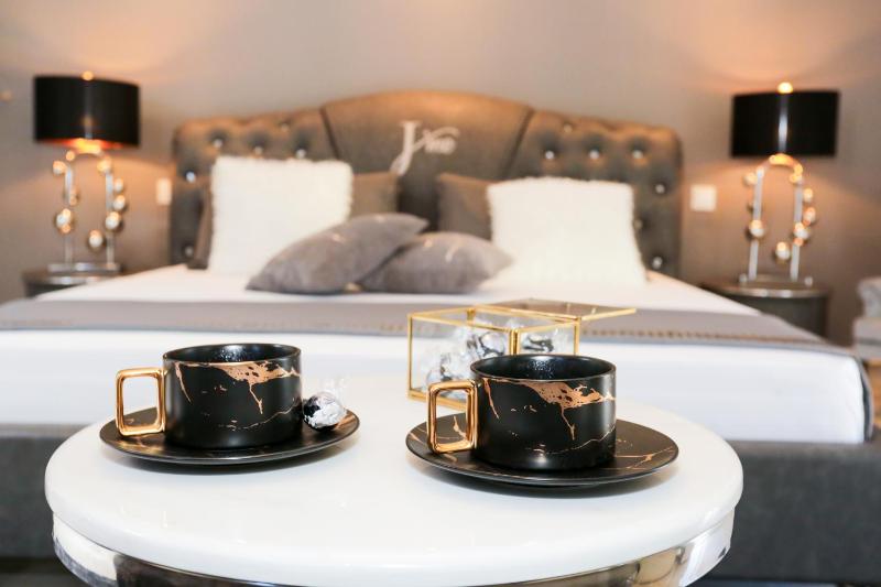 J'Me Boutique Hotel - Adults only - image 12