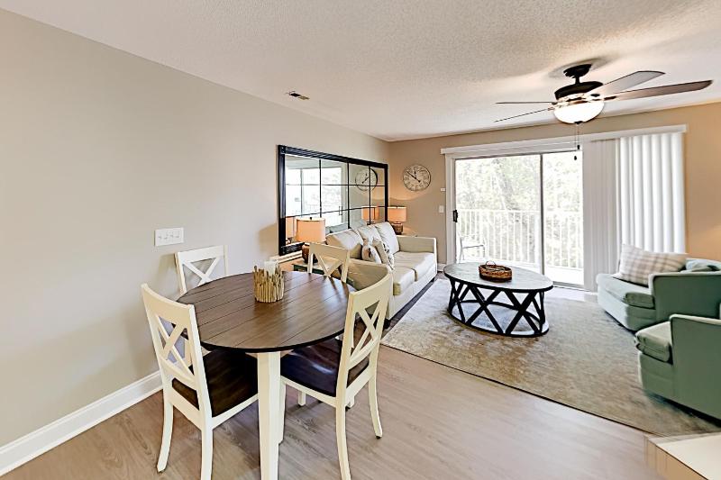 One-Bedroom Apartment image 2