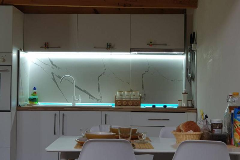 Dario's Loft in central Vlora City. - image 6