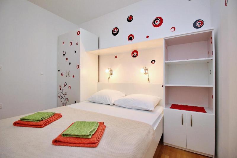 Three-Bedroom Apartment with Terrace image 2