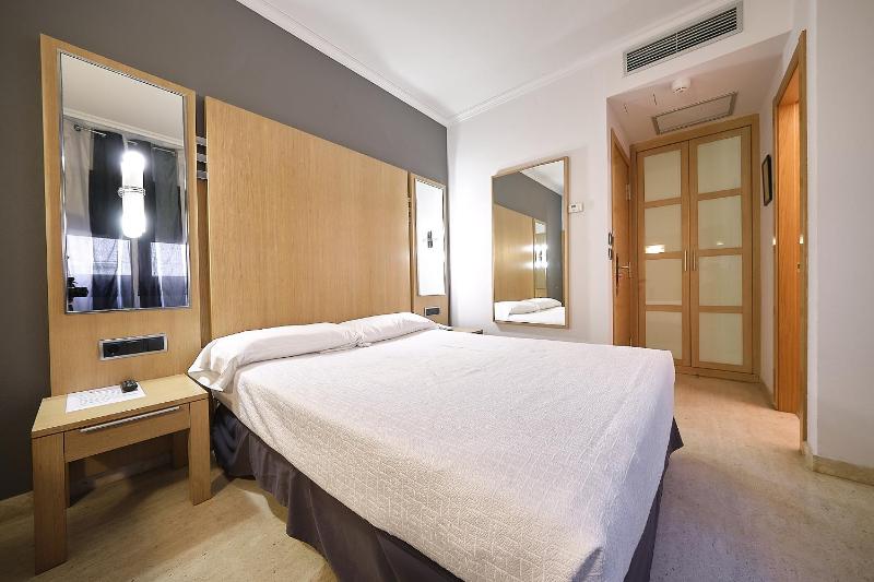 Hotel Faro Salazón - image 30