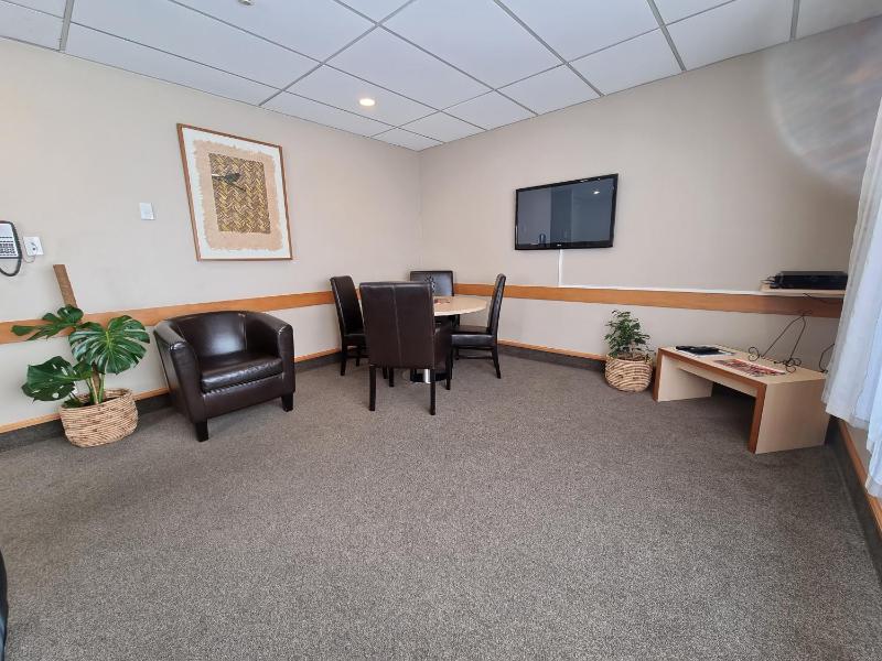 Amross Court - image 4