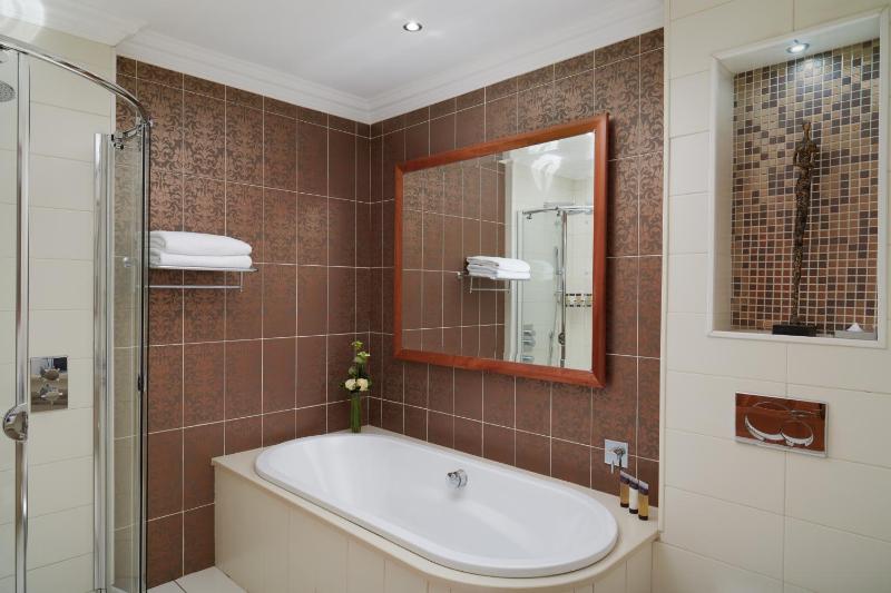 Estate Suite image 3