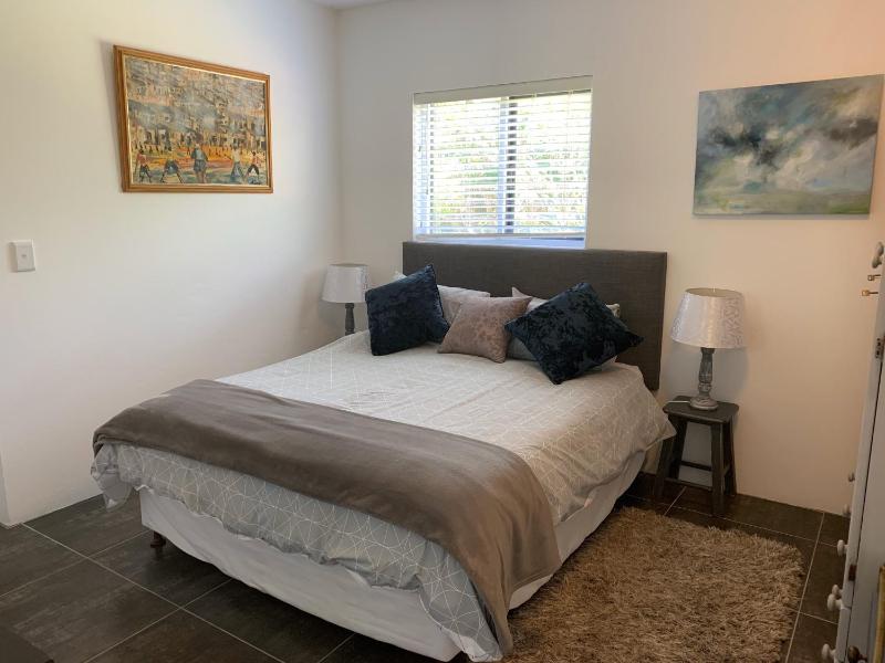 Moonriver Self Catering - image 8