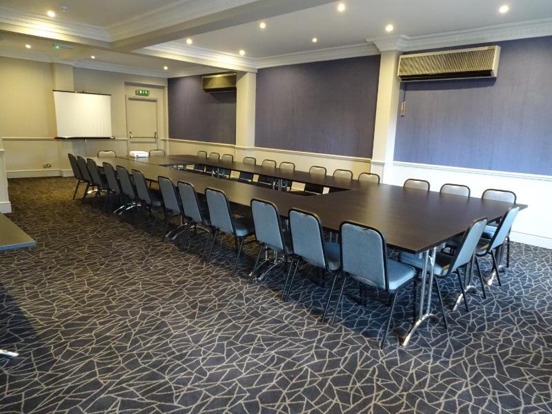 The Beeches Hotel & Leisure Club - image 20