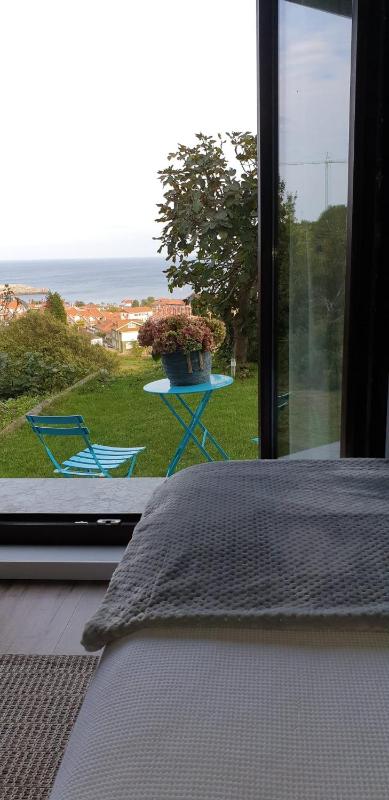 Deluxe Double Room with Balcony and Sea View image 2