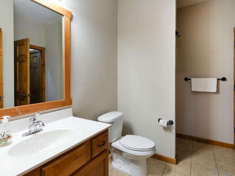 Lodge 243 - image 37