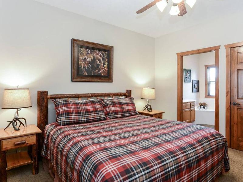 Lodge 371 - image 41