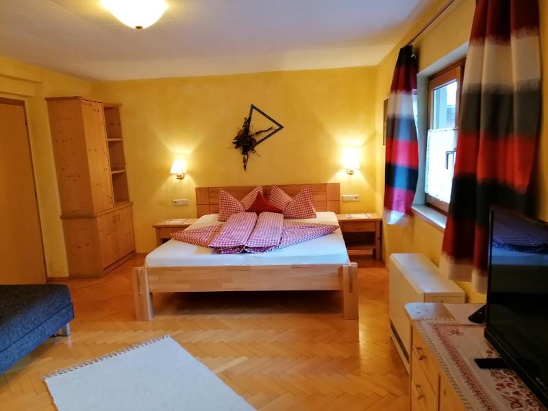 Two-Bedroom Apartment with Balcony image 2