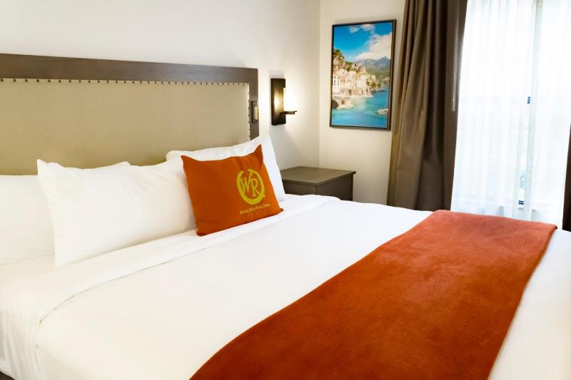 Deluxe Two-Bedroom Villa with Sofa Bed