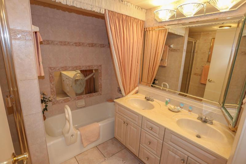 Two-Bedroom Apartment image 2