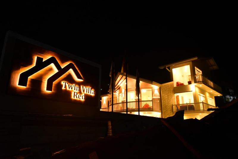 Twin Villa Red - Luxury Villa with Mountain View - image 26