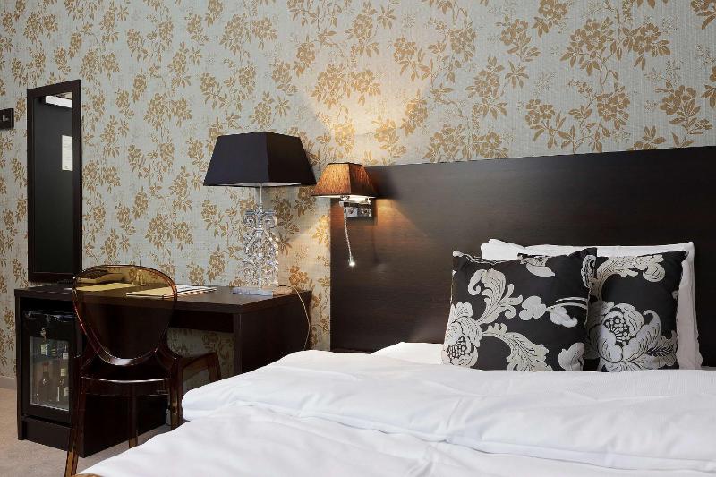 Superior Single Room image 1