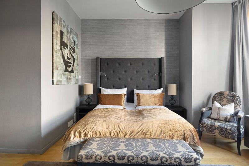 Junior King Suite image 1