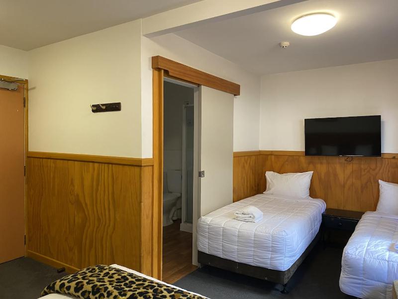 Lakefront Lodge Taupo - image 34