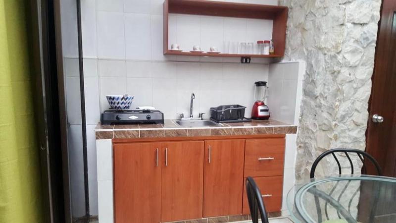 Moderno apartasuite con aire acondicionado - image 4