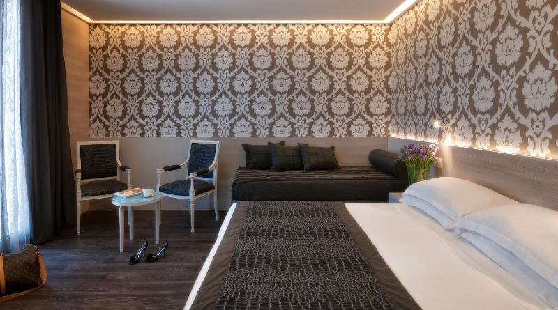 Junior Suite (2 Adults) image 4