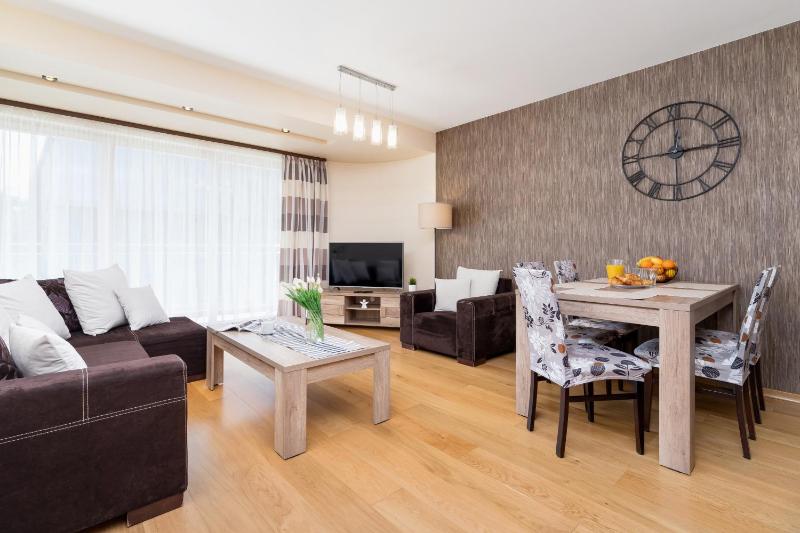 Stara Polana Apartamenty & Spa Zakopane by Noclegi Renters - image 9