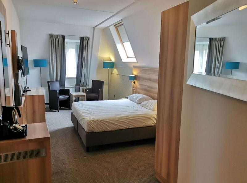 Junior Suite with Double Bed image 1