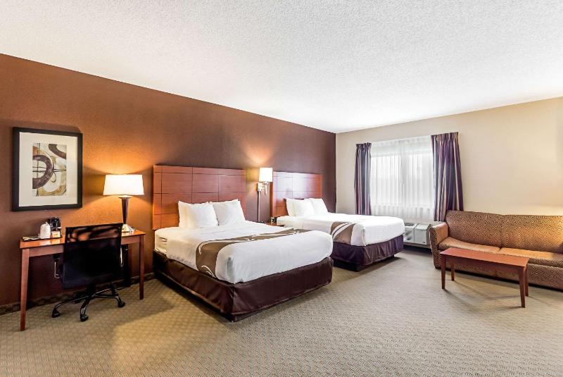 Suite with Two Queen Beds - Accessible/Non-Smoking image 1