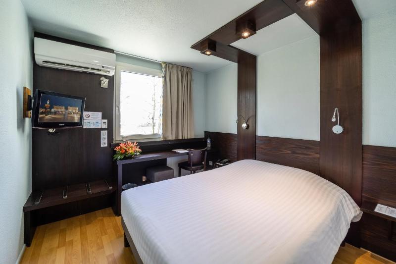 Single Room image 1