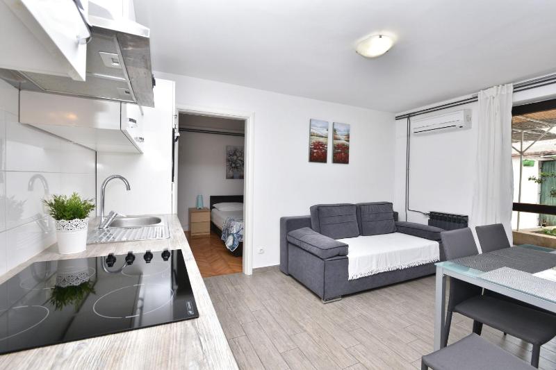 Apartment Ivan - image 14