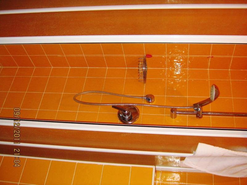Single Room image 2