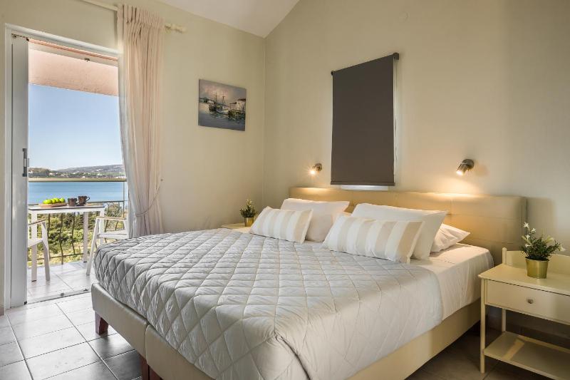 Panorama Fanari studios and apartments - image 18