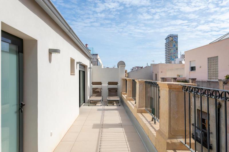 Arenal Suites Alicante - image 5