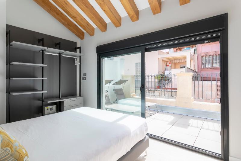 Arenal Suites Alicante - image 30