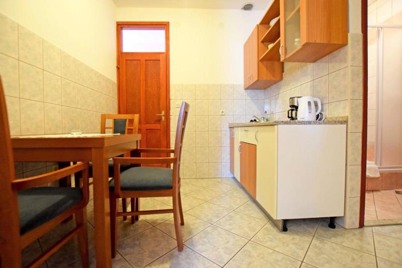 Studio 1 image 2