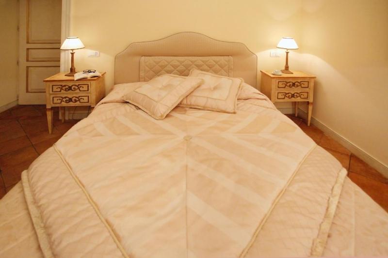 Two-Bedroom Suite with Sea View image 4