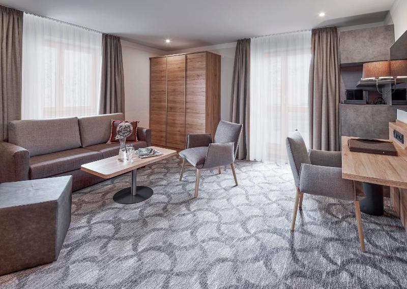 Suite with Balcony image 1