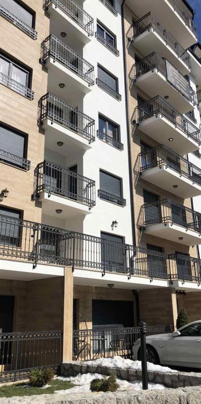 One-Bedroom Apartment image 1