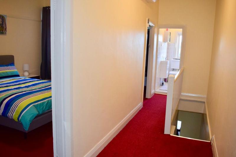 Apartment image 4