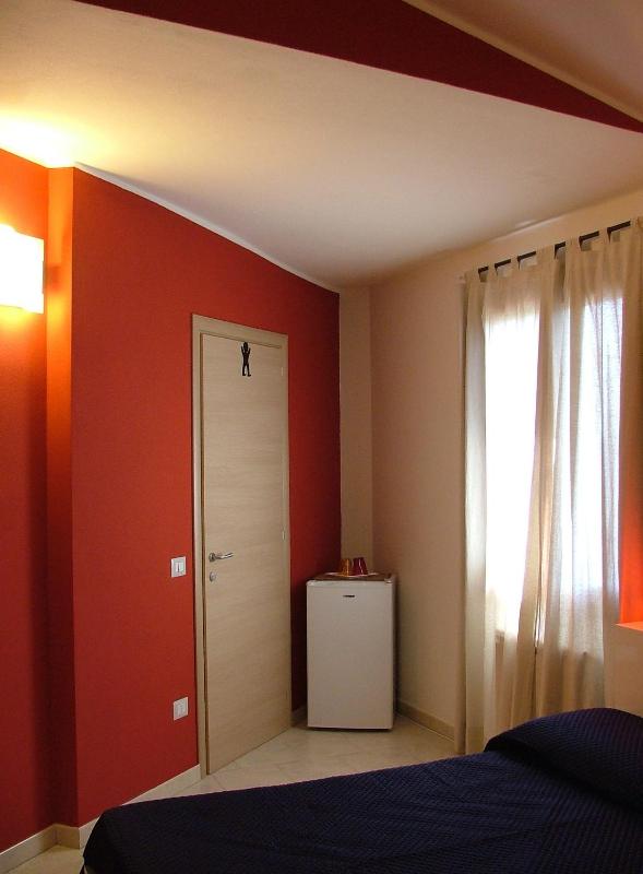 Double Room image 1