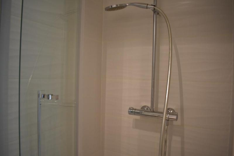 Studio Apartment image 4