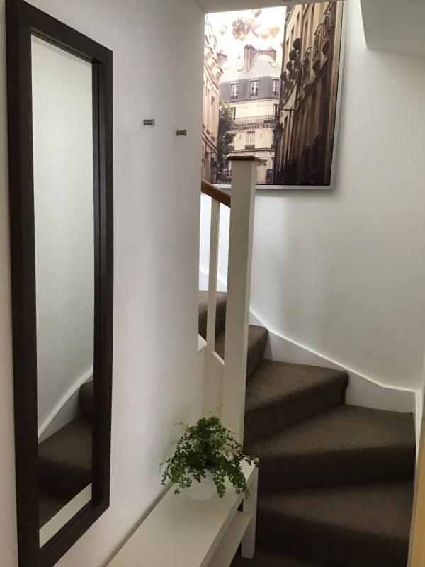 One-Bedroom Apartment image 3