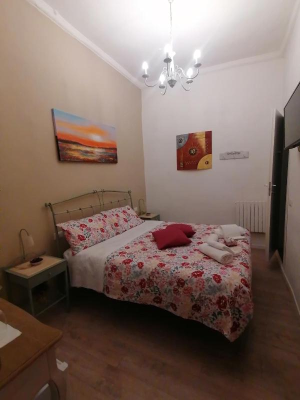 Deluxe Double Room image 3
