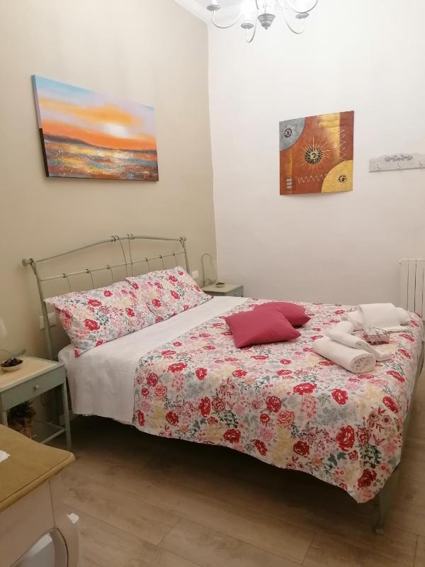 Deluxe Double Room image 4