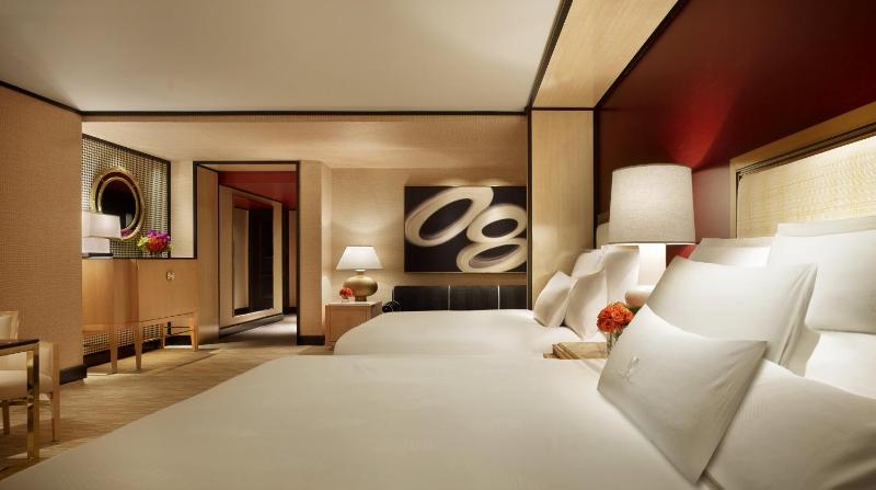 Encore Resort Two Queens image 3